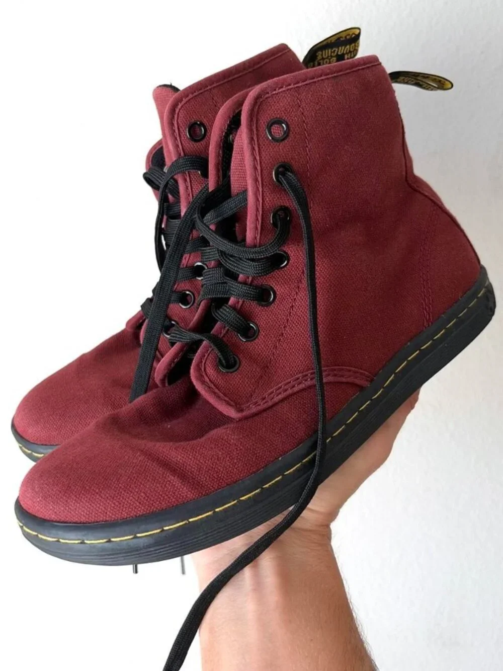 Dr. Marten's Women's 8 High Top Sneakers Burgundy Shoes